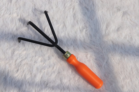 Hand Cultivator