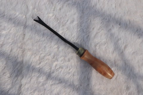 Weeder