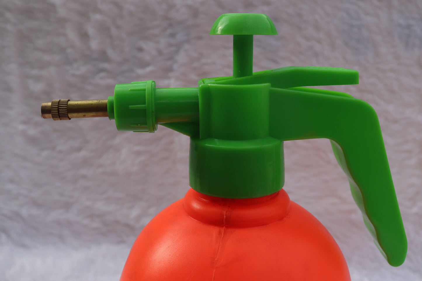 2 Litre Pressure Sprayer Without Locking Cap