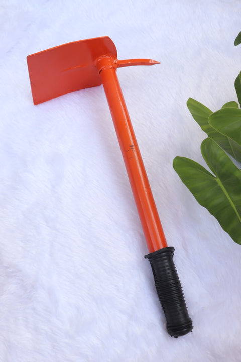 Hoe with Prong